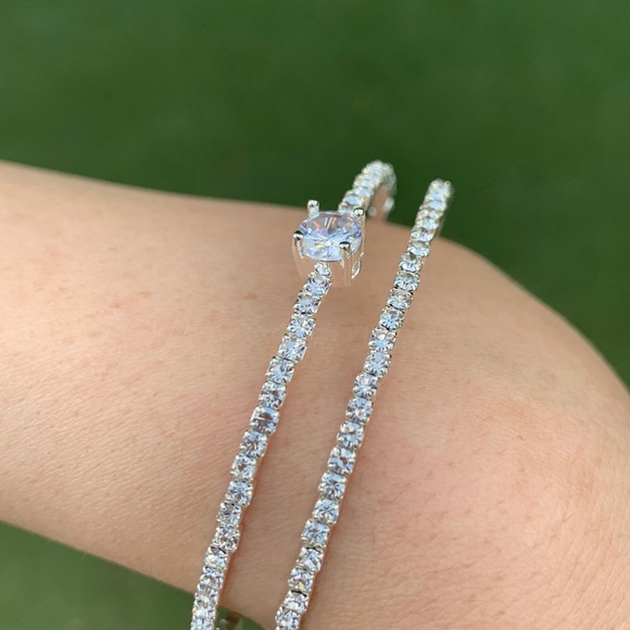 BRAND NEW Silver Crystal Bracelet - Picture 4 of 4